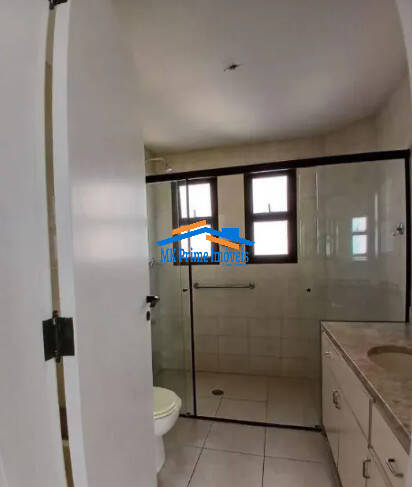 Apartamento à venda com 3 quartos, 177m² - Foto 11