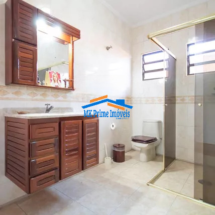 Sobrado à venda com 5 quartos, 200m² - Foto 33