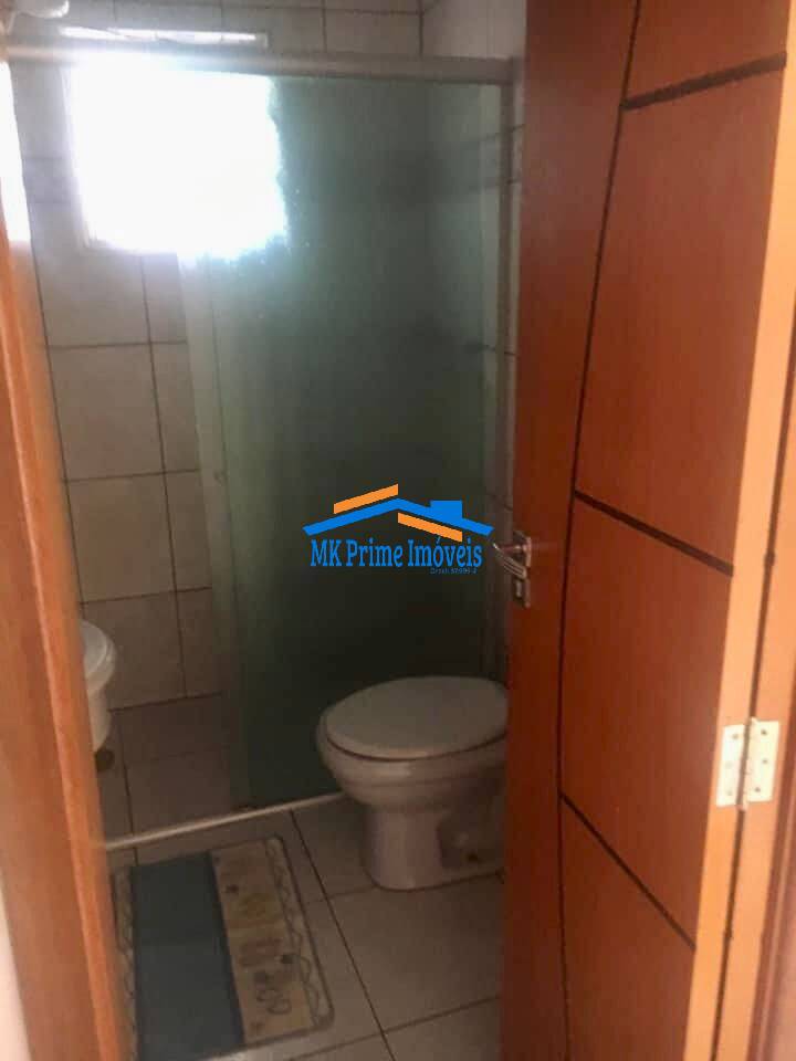 Casa à venda com 4 quartos, 128m² - Foto 13