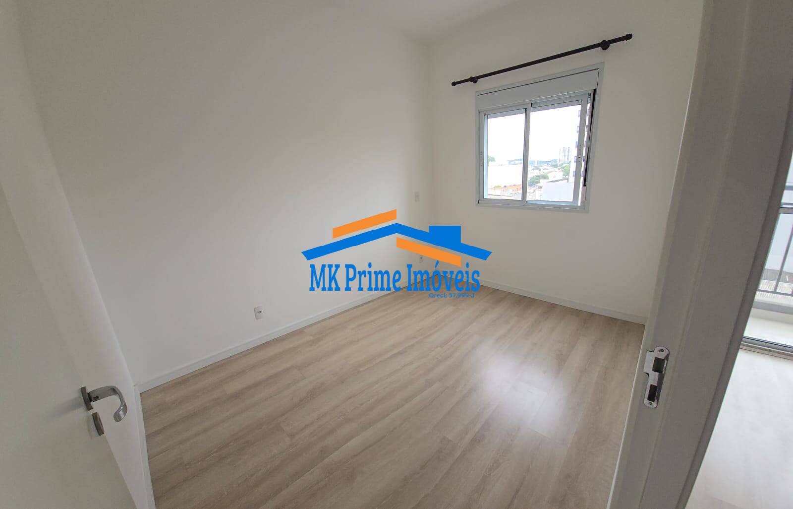 Apartamento à venda com 1 quarto, 37m² - Foto 3