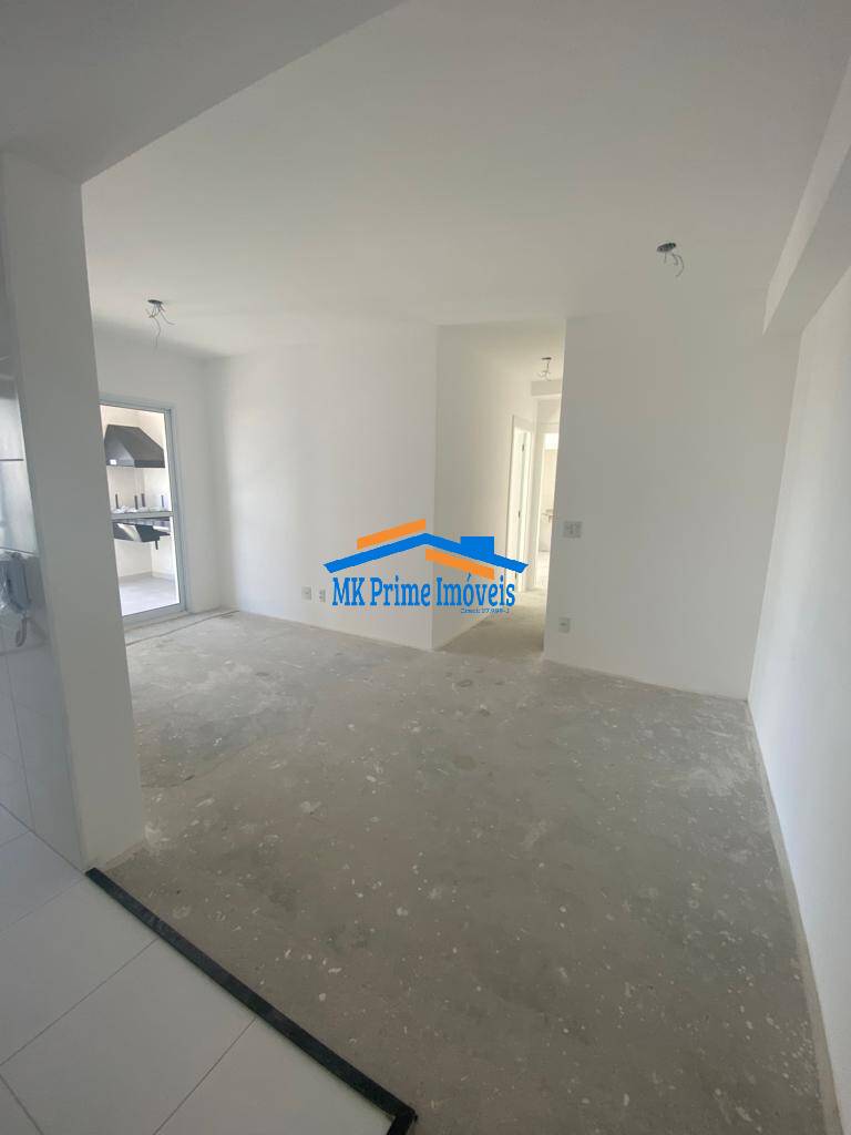 Apartamento à venda com 2 quartos, 67m² - Foto 3