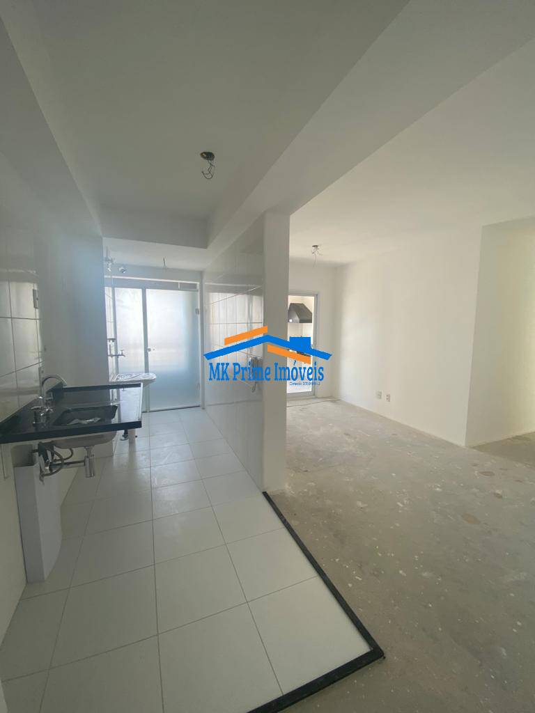 Apartamento à venda com 2 quartos, 67m² - Foto 5