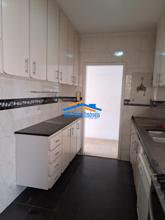 Apartamento à venda com 3 quartos, 70m² - Foto 18