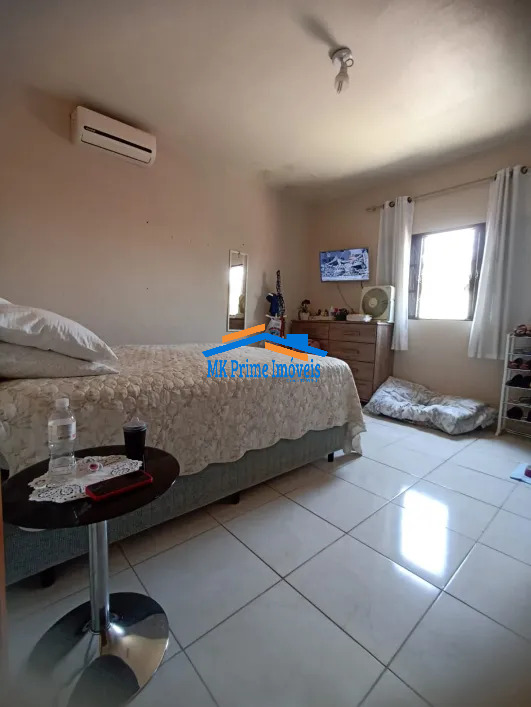 Casa à venda com 3 quartos, 180m² - Foto 13