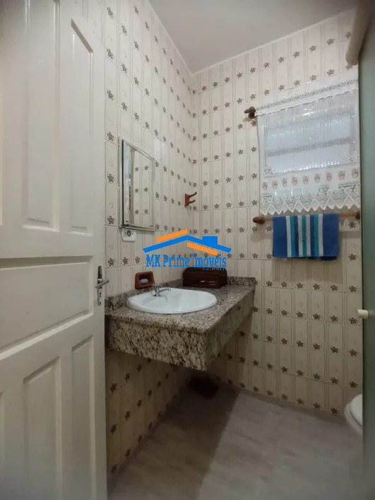 Casa à venda com 3 quartos, 180m² - Foto 15