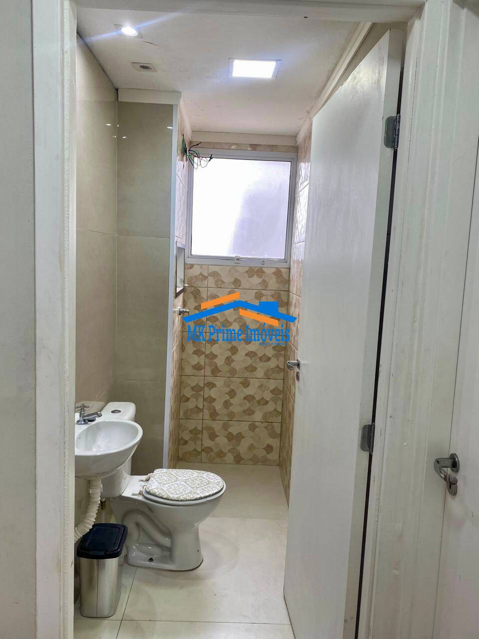 Apartamento à venda com 2 quartos, 42m² - Foto 9