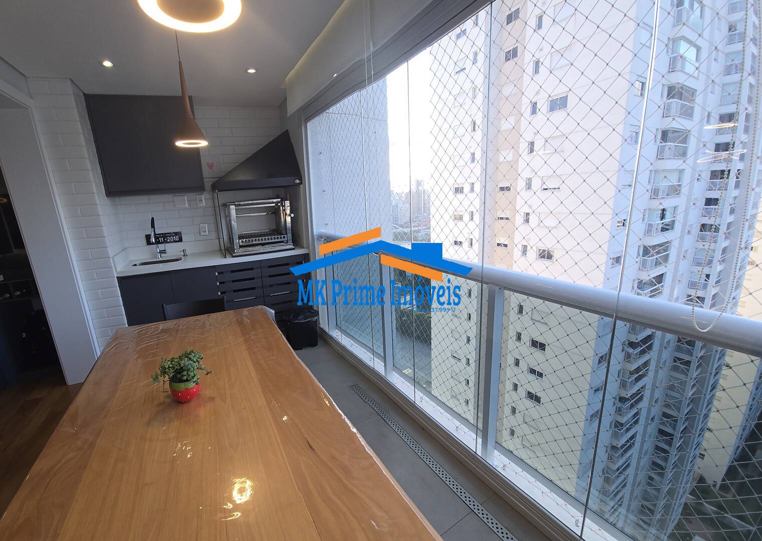 Apartamento à venda com 2 quartos, 90m² - Foto 1