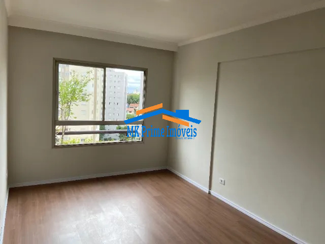 Apartamento à venda com 3 quartos, 76m² - Foto 2