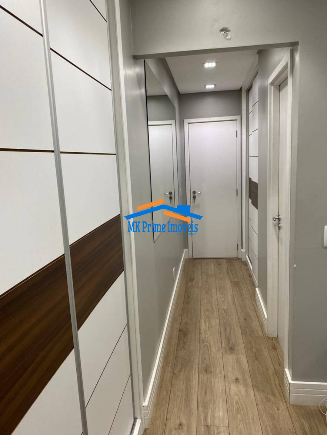 Apartamento à venda com 3 quartos, 99m² - Foto 9