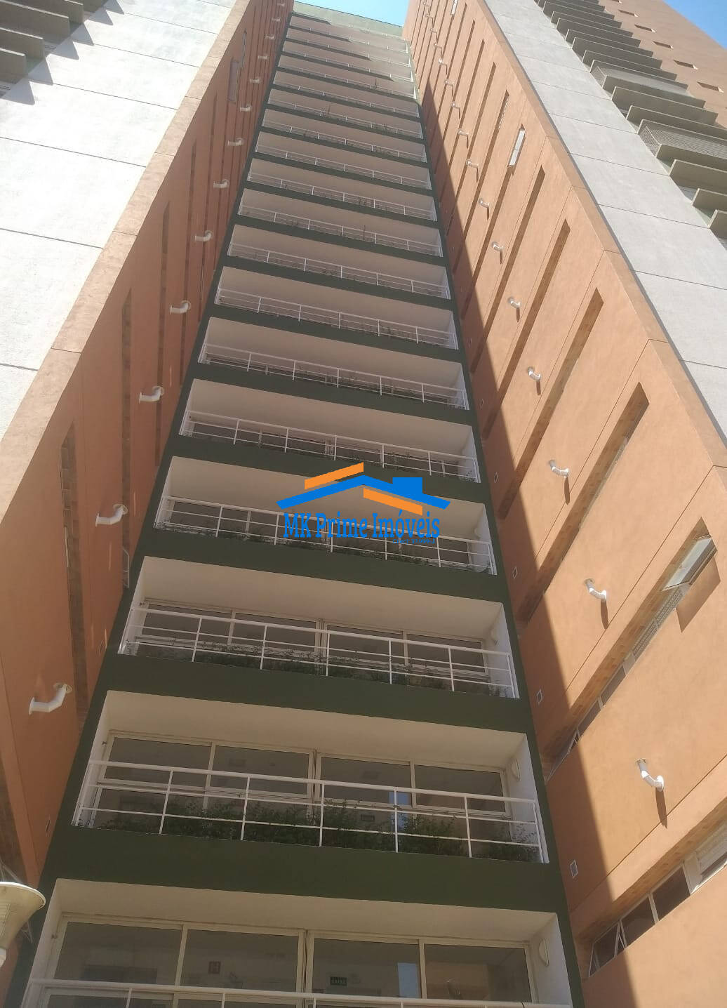 Apartamento à venda com 3 quartos, 99m² - Foto 23