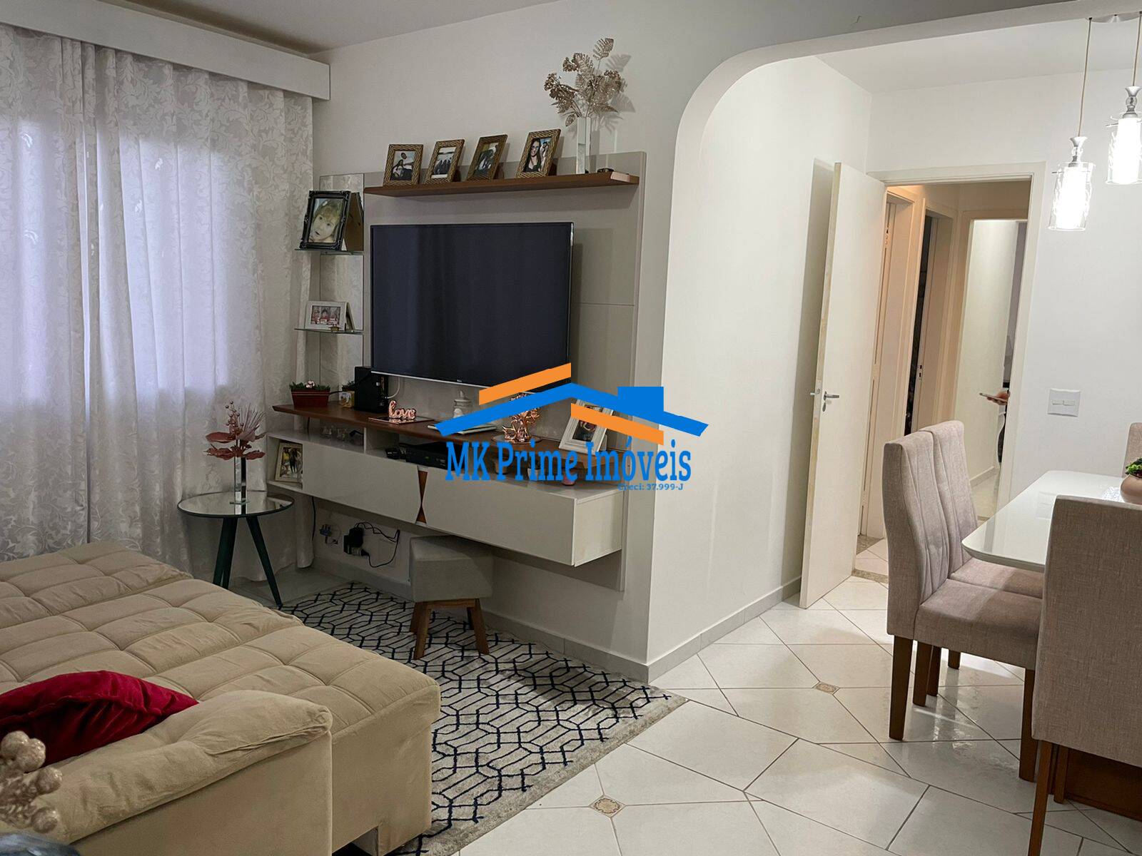 Apartamento à venda com 3 quartos, 70m² - Foto 1