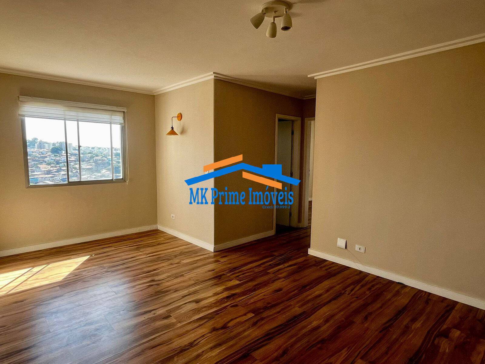 Apartamento à venda com 2 quartos, 64m² - Foto 1