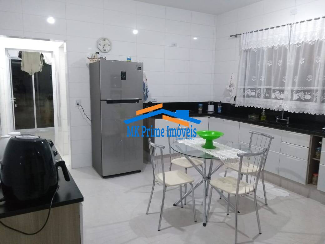 Casa de Condomínio à venda com 4 quartos, 312m² - Foto 5