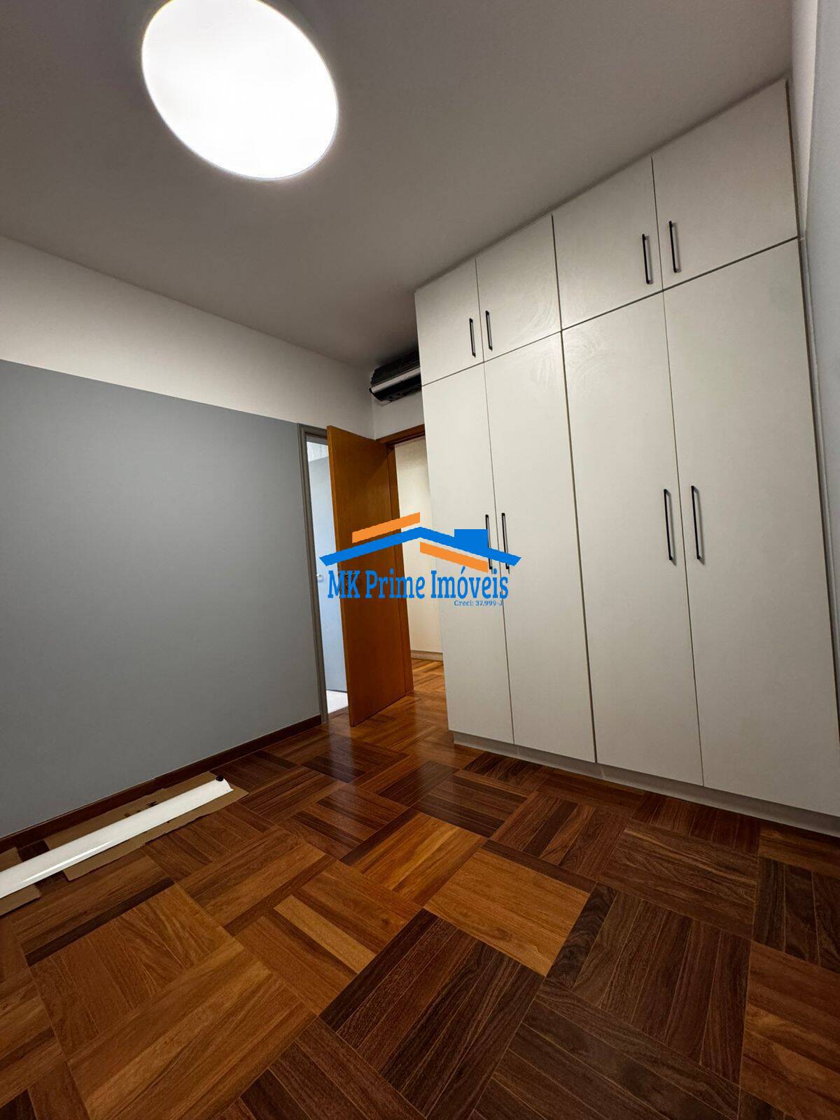 Apartamento para alugar com 3 quartos, 139m² - Foto 10