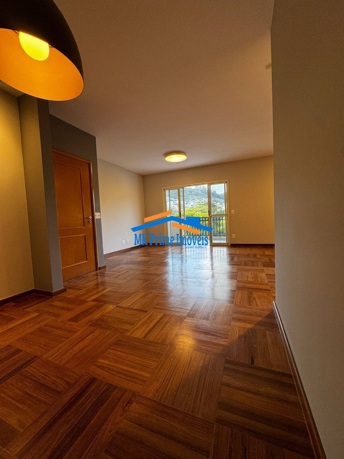 Apartamento para alugar com 3 quartos, 139m² - Foto 4