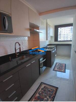 Apartamento à venda e aluguel com 2 quartos, 48m² - Foto 10