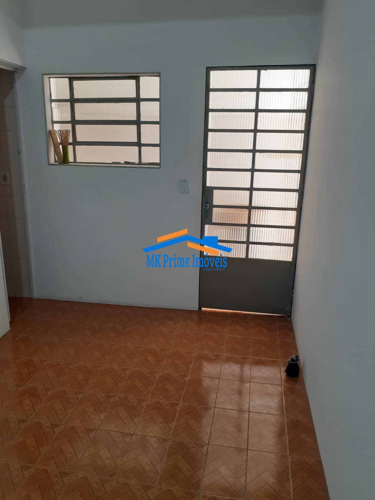 Casa à venda com 3 quartos, 180m² - Foto 2