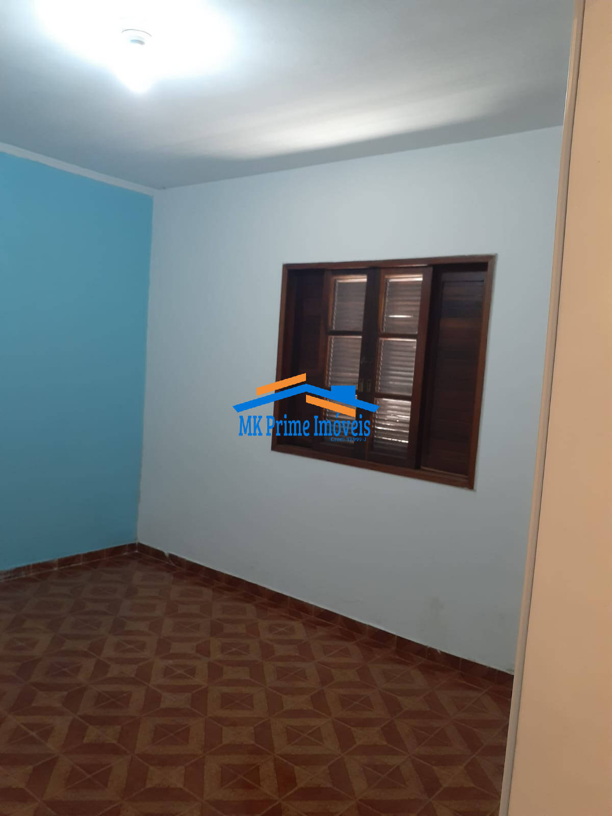 Casa à venda com 3 quartos, 180m² - Foto 4