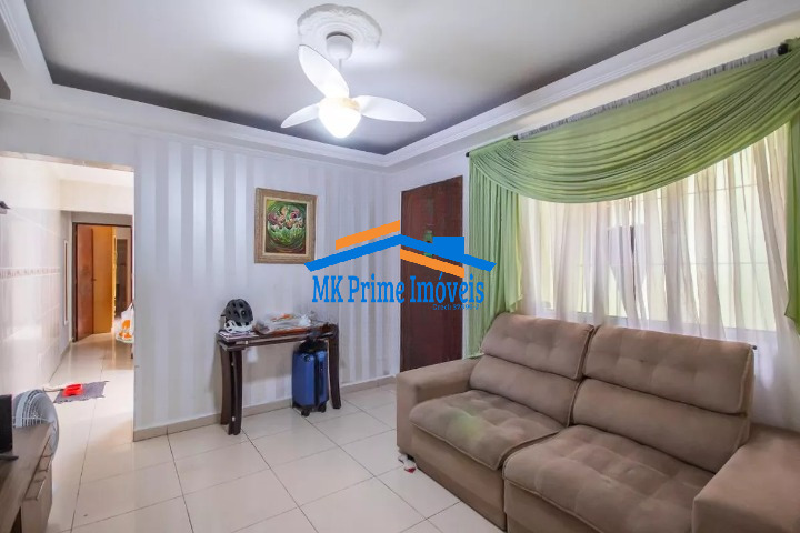 Casa à venda com 2 quartos, 140m² - Foto 2