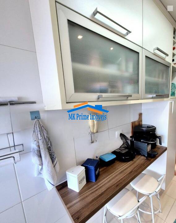 Apartamento à venda com 2 quartos, 72m² - Foto 13