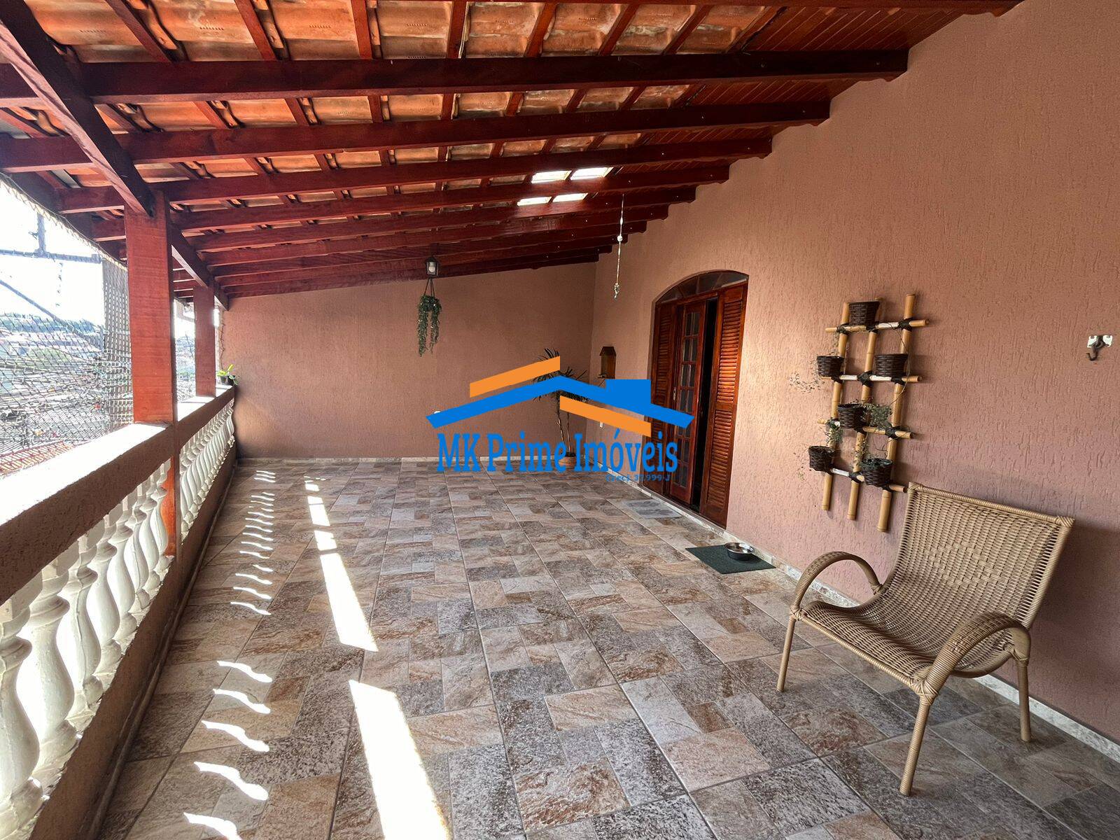 Casa à venda com 3 quartos, 214m² - Foto 11