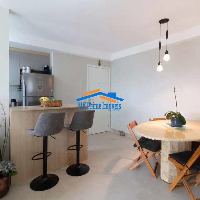 Apartamento à venda com 2 quartos, 60m² - Foto 11