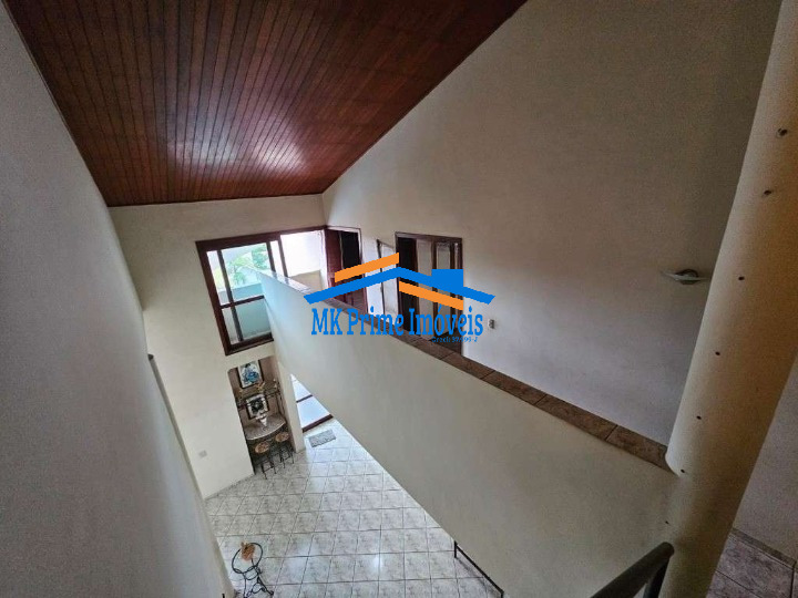 Casa de Condomínio à venda com 3 quartos, 300m² - Foto 12