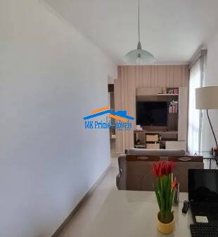 Apartamento à venda com 3 quartos, 61m² - Foto 2