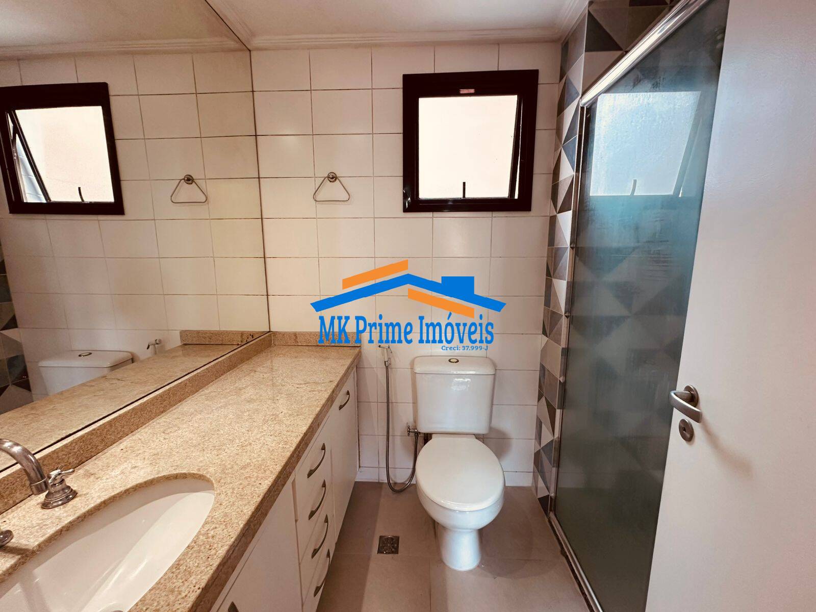 Apartamento à venda com 3 quartos, 86m² - Foto 9