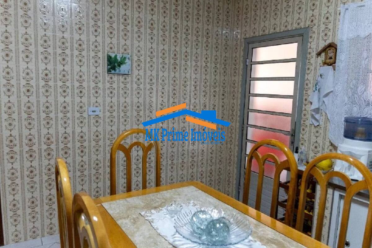 Sobrado à venda com 3 quartos, 231m² - Foto 11