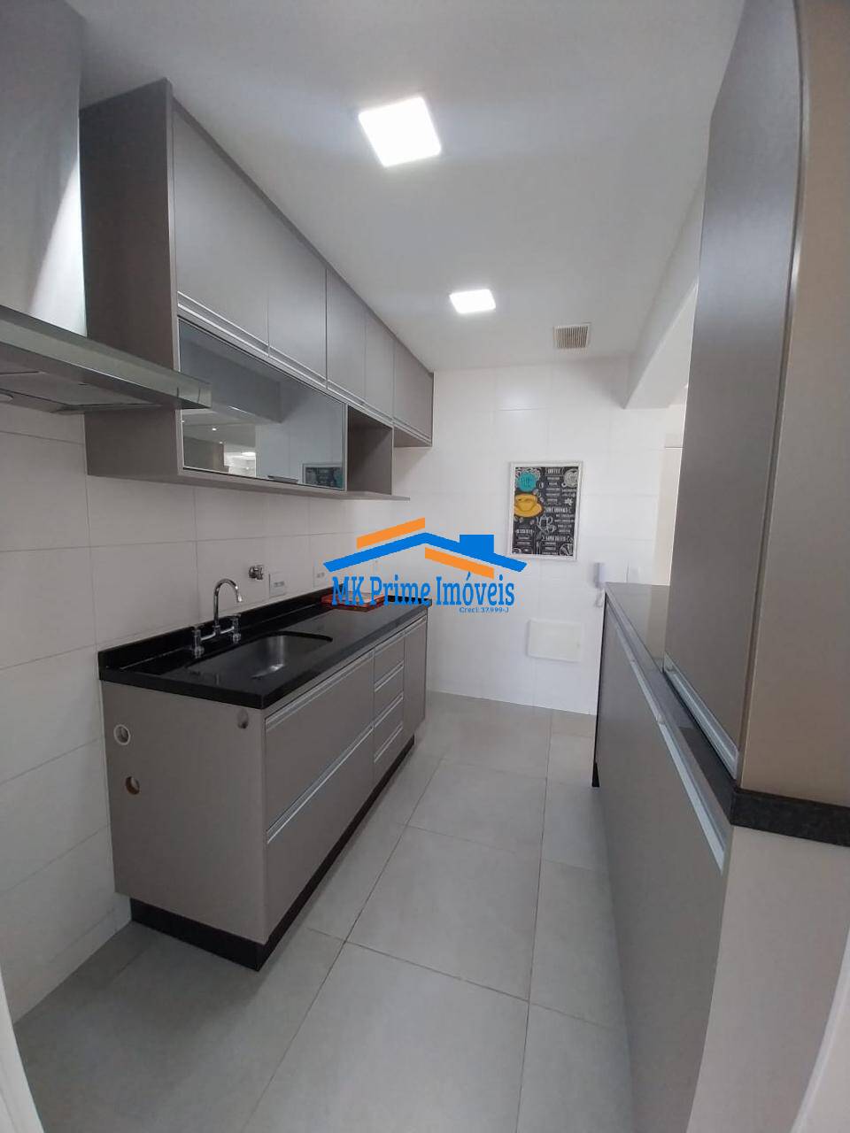 Apartamento à venda com 2 quartos, 82m² - Foto 8