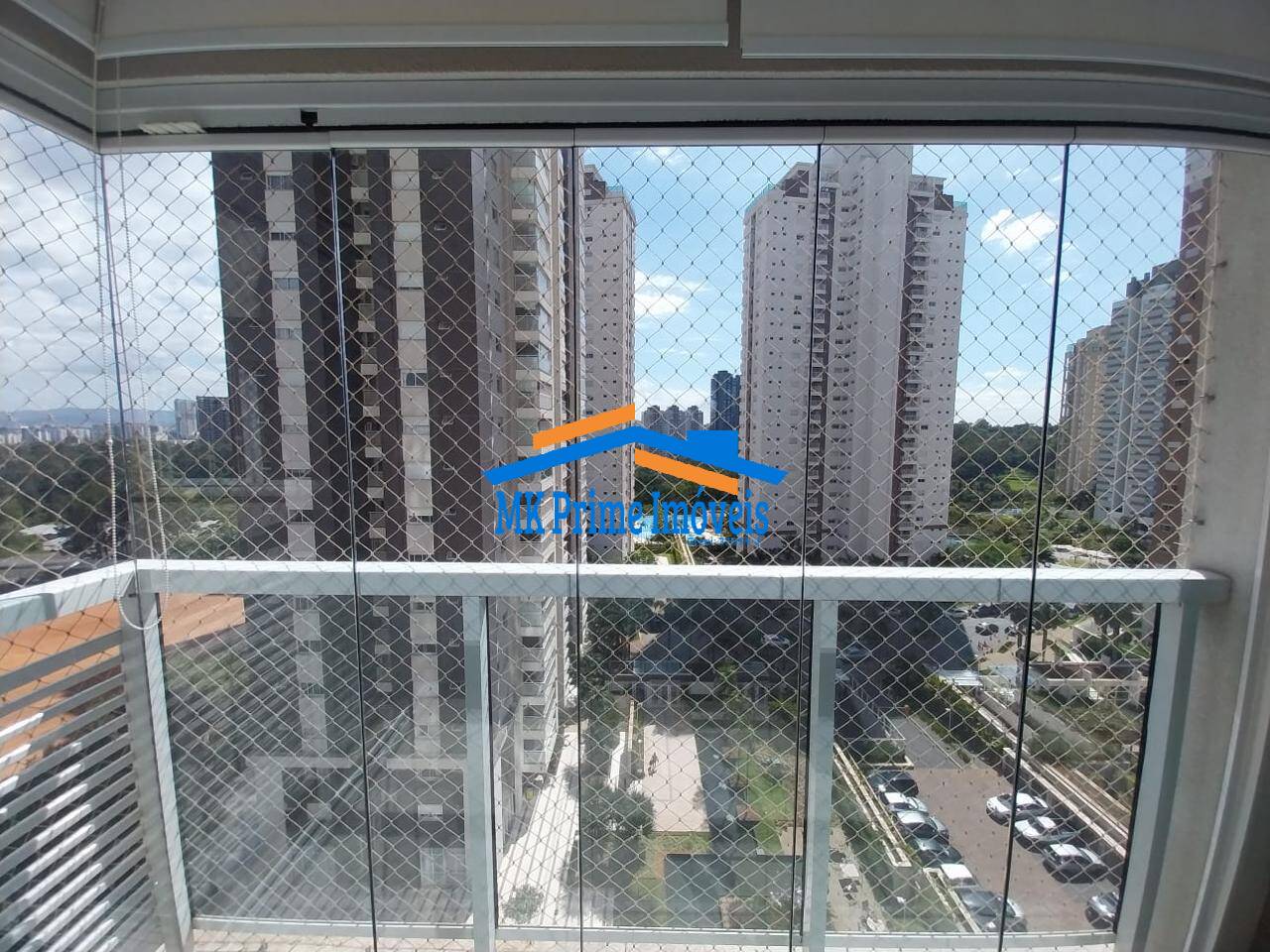 Apartamento à venda com 2 quartos, 82m² - Foto 3