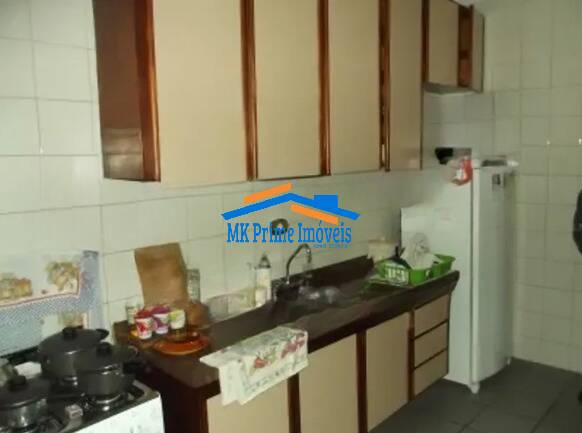 Sobrado à venda com 2 quartos, 160m² - Foto 8