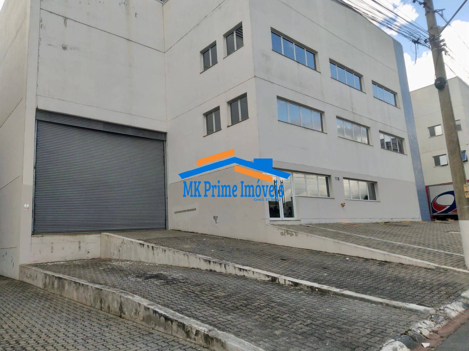 Prédio Inteiro para alugar, 1000m² - Foto 1