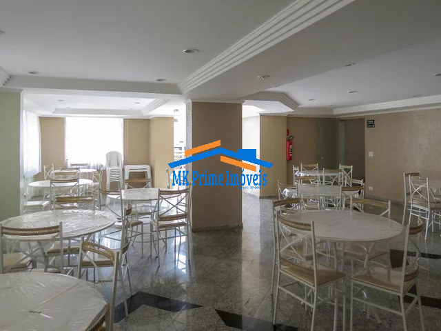 Apartamento para alugar com 3 quartos, 93m² - Foto 17