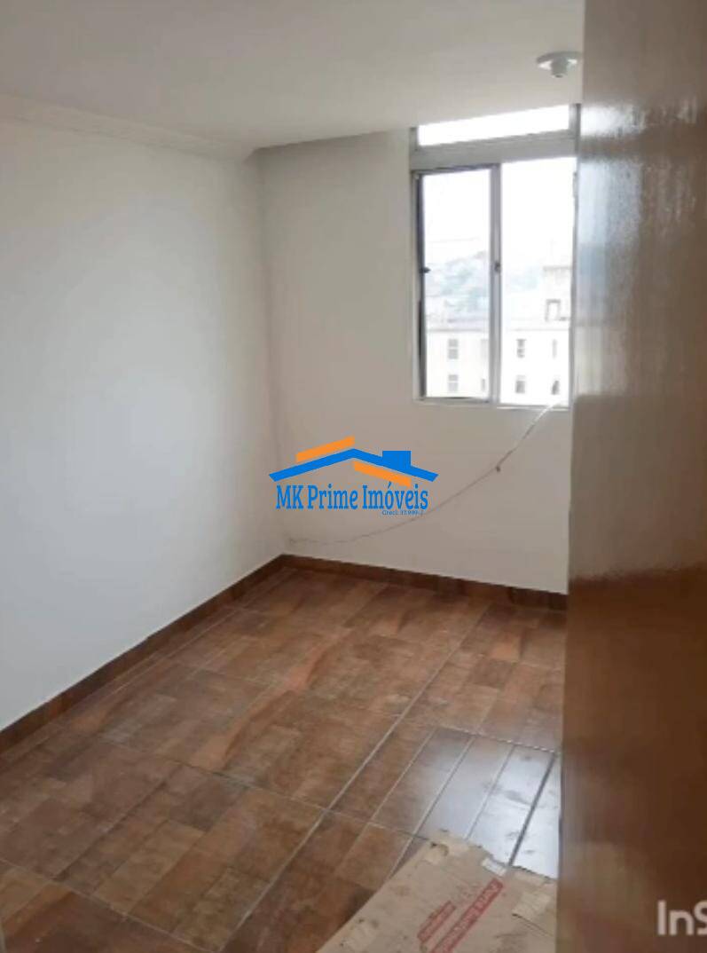 Apartamento à venda com 2 quartos, 42m² - Foto 12