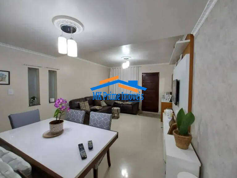 Casa à venda com 2 quartos, 150m² - Foto 2