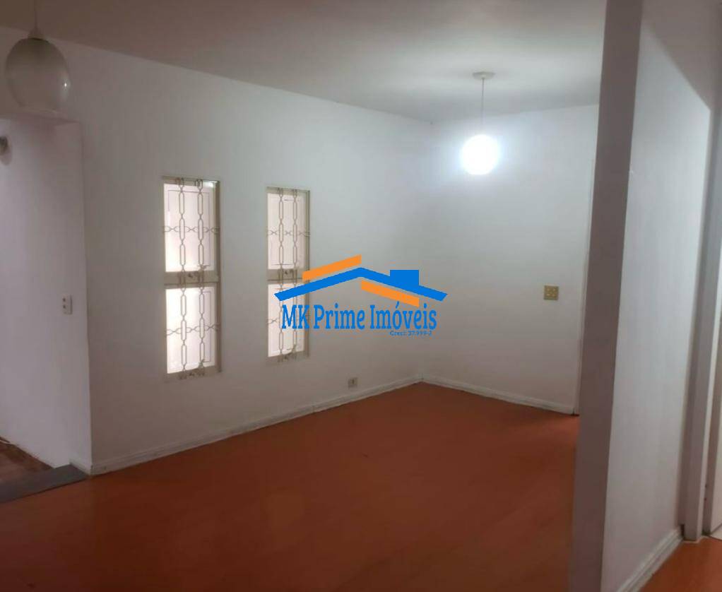 Sobrado à venda com 3 quartos, 167m² - Foto 2