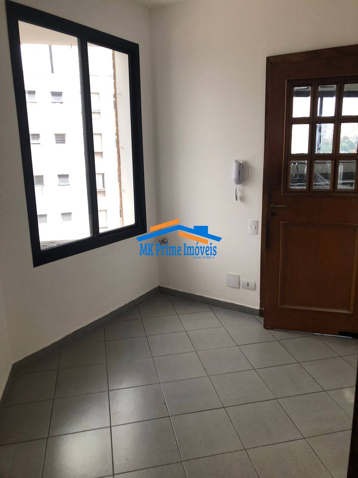 Apartamento para alugar com 4 quartos, 218m² - Foto 9