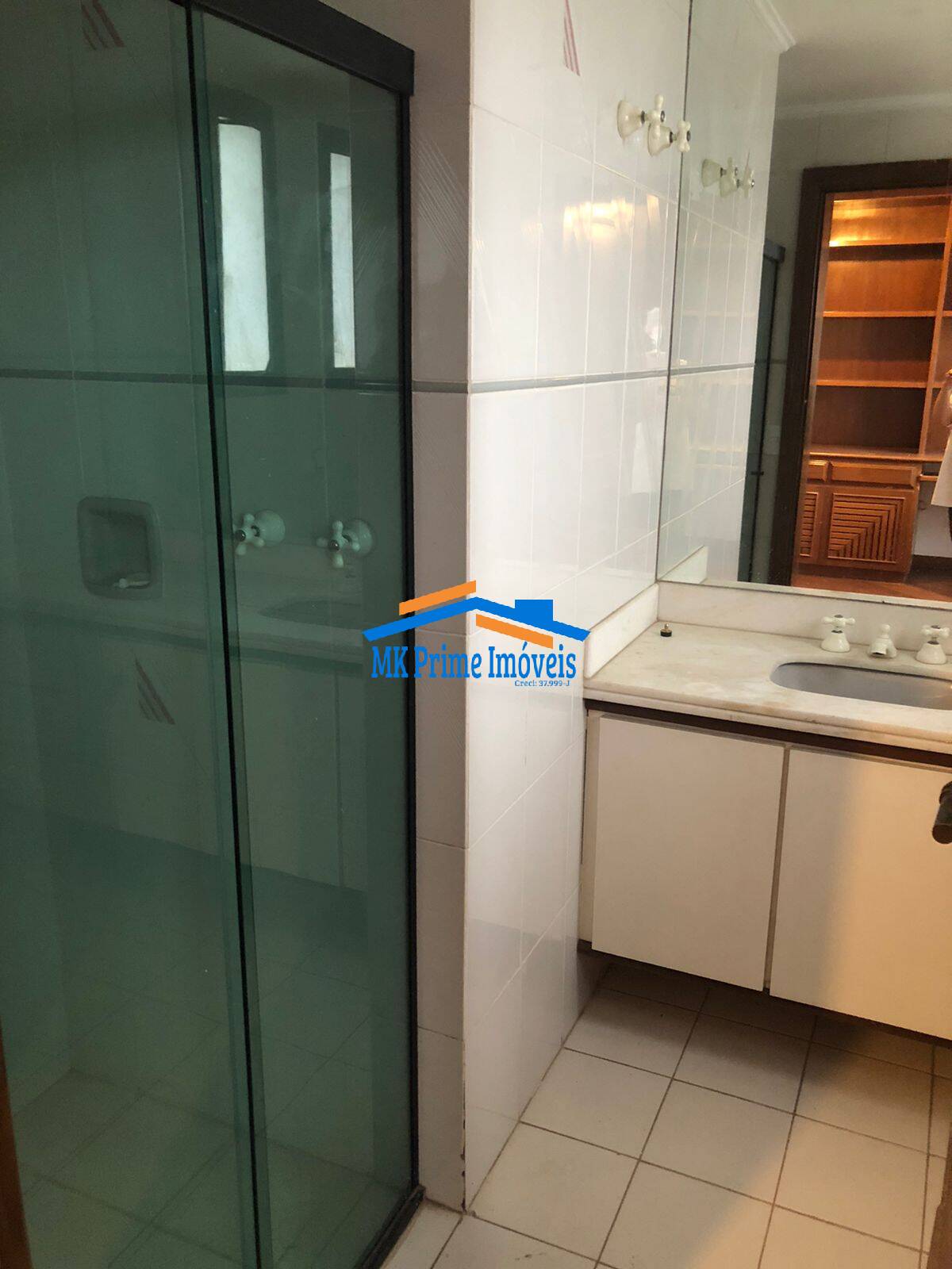 Apartamento para alugar com 4 quartos, 218m² - Foto 18