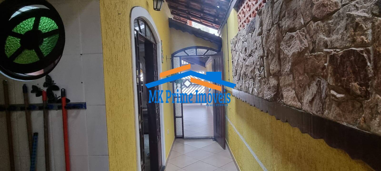 Casa à venda com 3 quartos, 105m² - Foto 18