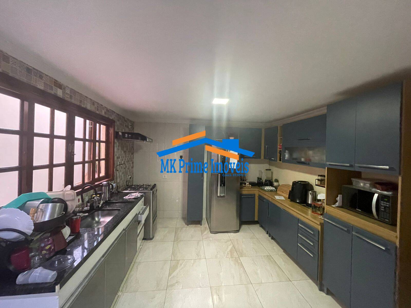 Casa à venda com 3 quartos, 198m² - Foto 6