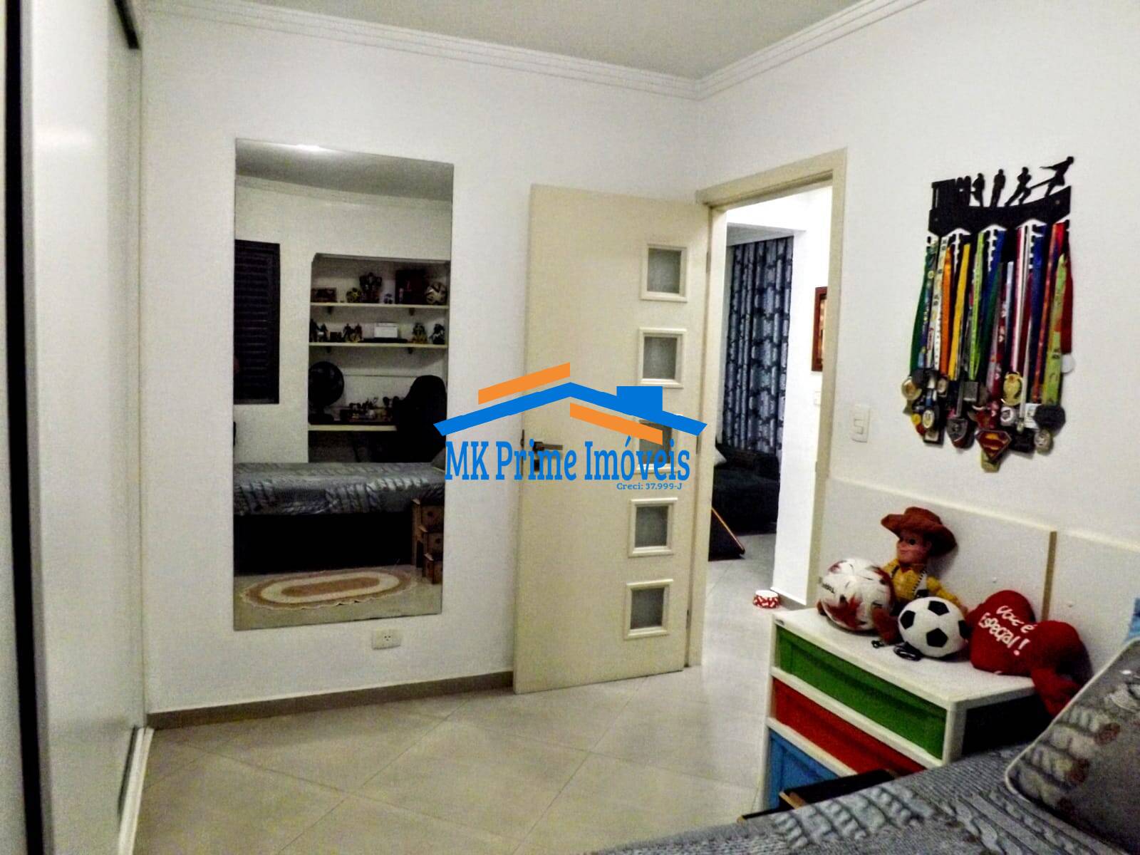 Apartamento à venda com 2 quartos, 66m² - Foto 6