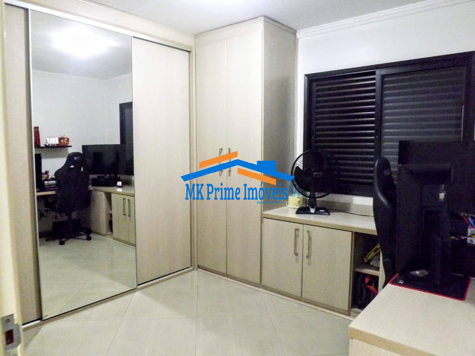 Apartamento à venda com 2 quartos, 66m² - Foto 7