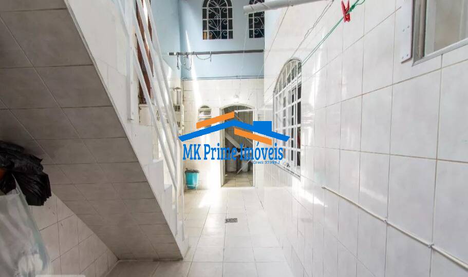 Sobrado à venda com 2 quartos, 186m² - Foto 23