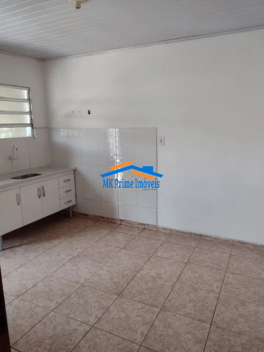 Casa para alugar com 2 quartos, 70m² - Foto 8