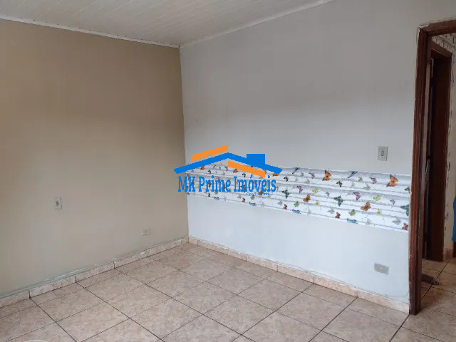 Casa para alugar com 2 quartos, 70m² - Foto 13