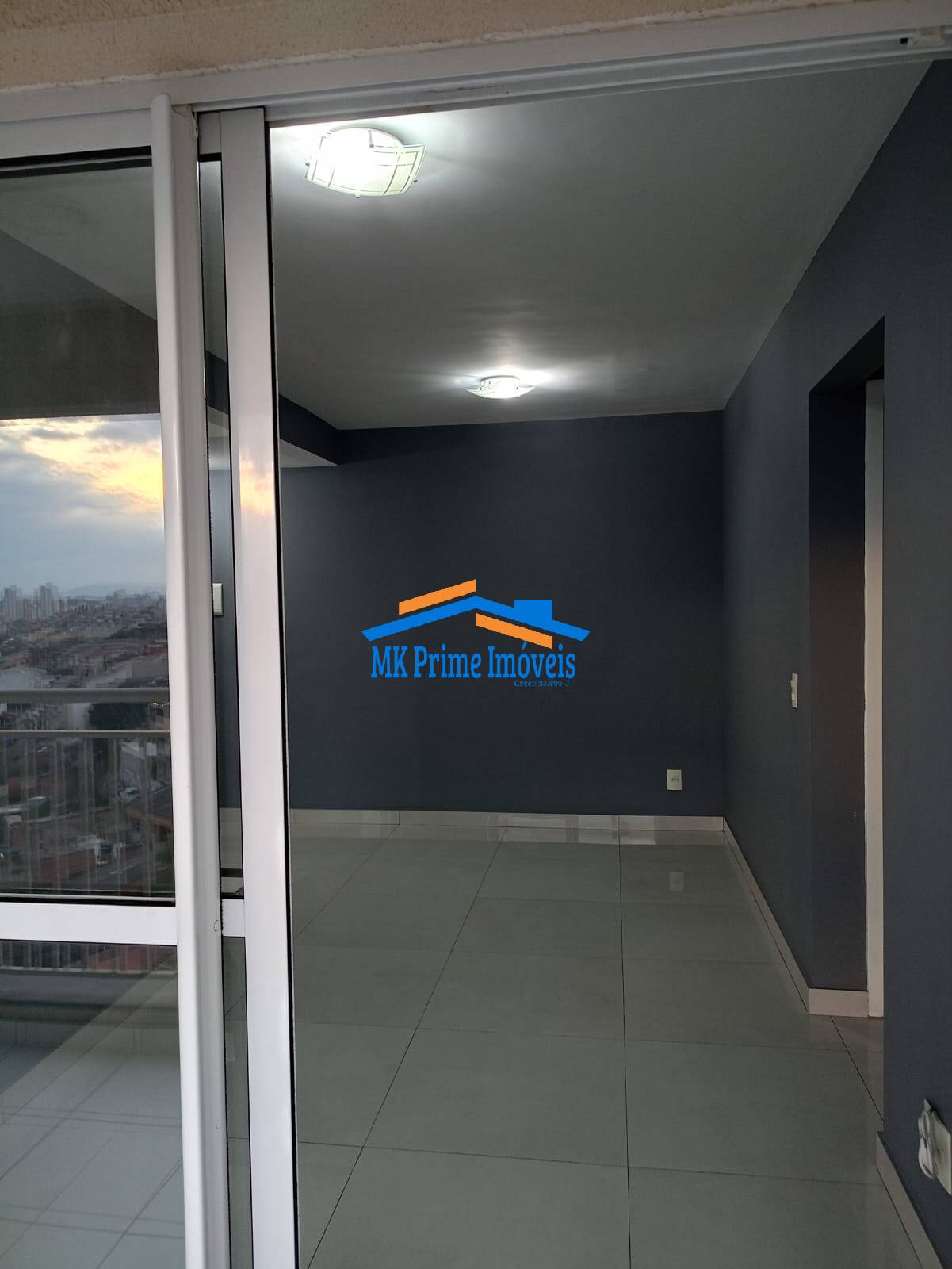 Apartamento à venda com 2 quartos, 50m² - Foto 2