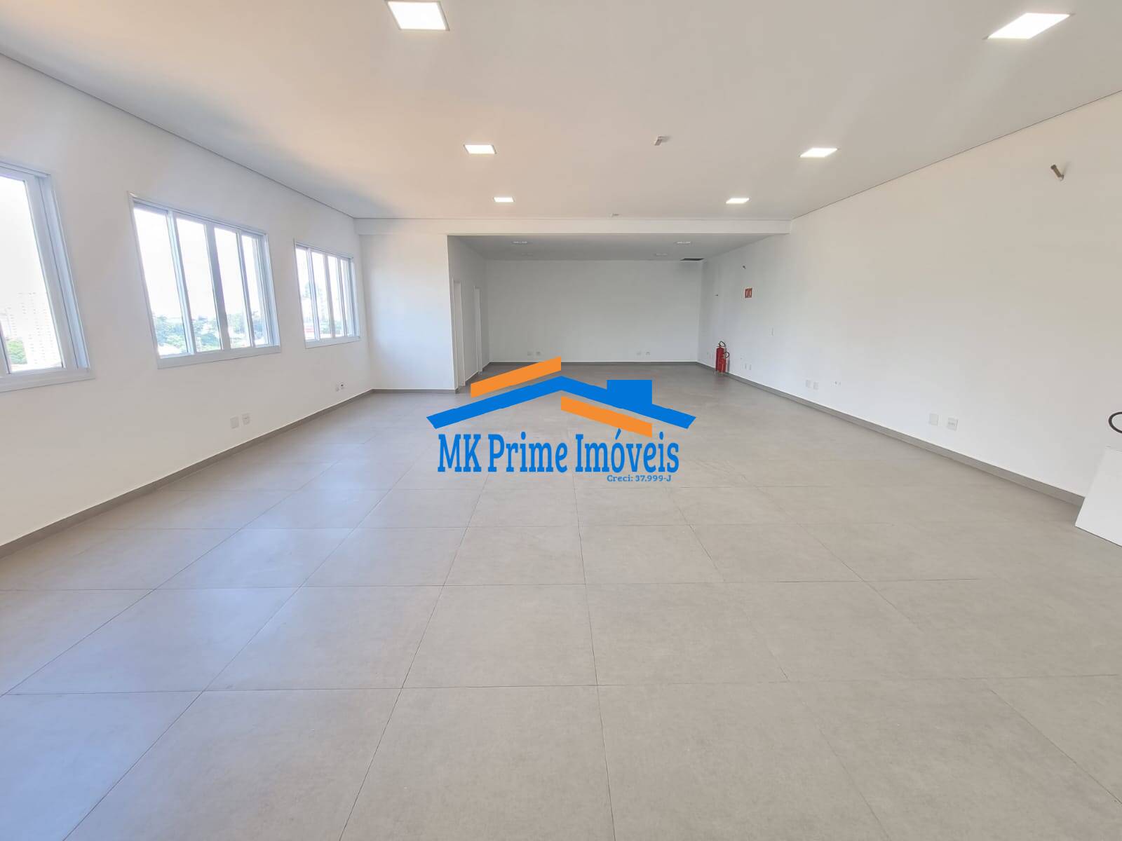 Prédio Inteiro para alugar, 570m² - Foto 9