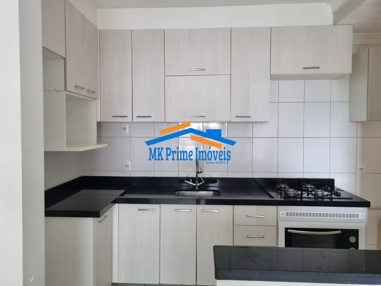 Apartamento à venda com 2 quartos, 43m² - Foto 3